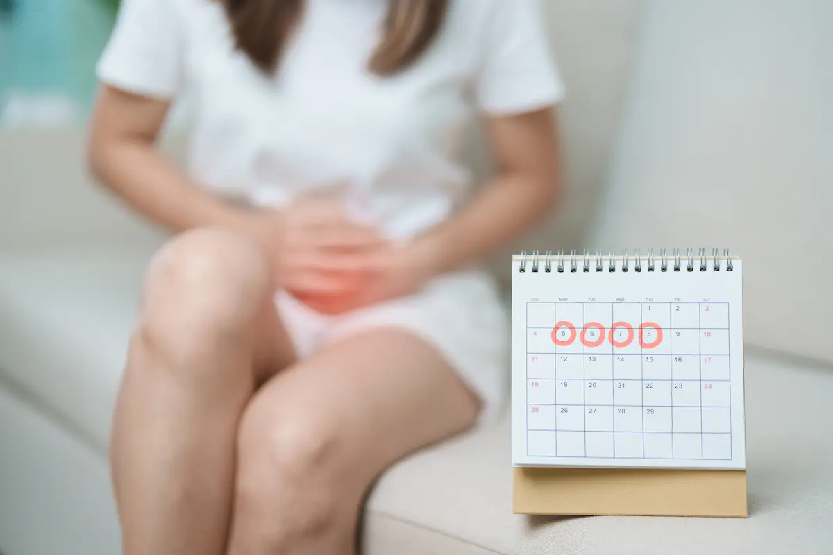 อาการปวดประจำเดือน